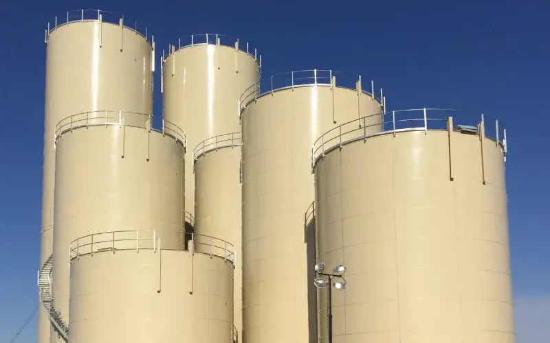 374-0521-tan-tanks-multiple-installed-800x500-122025