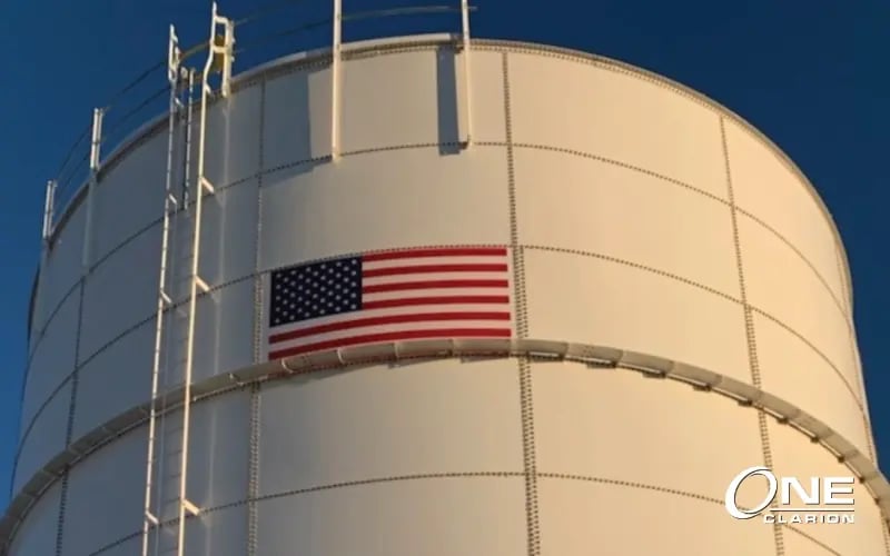 374-0521-bolted-steel-white-with-us-flag-800x500-022026