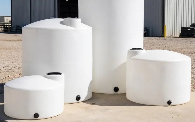 chemical-white-tanks-outdoors-sample-1-800x500