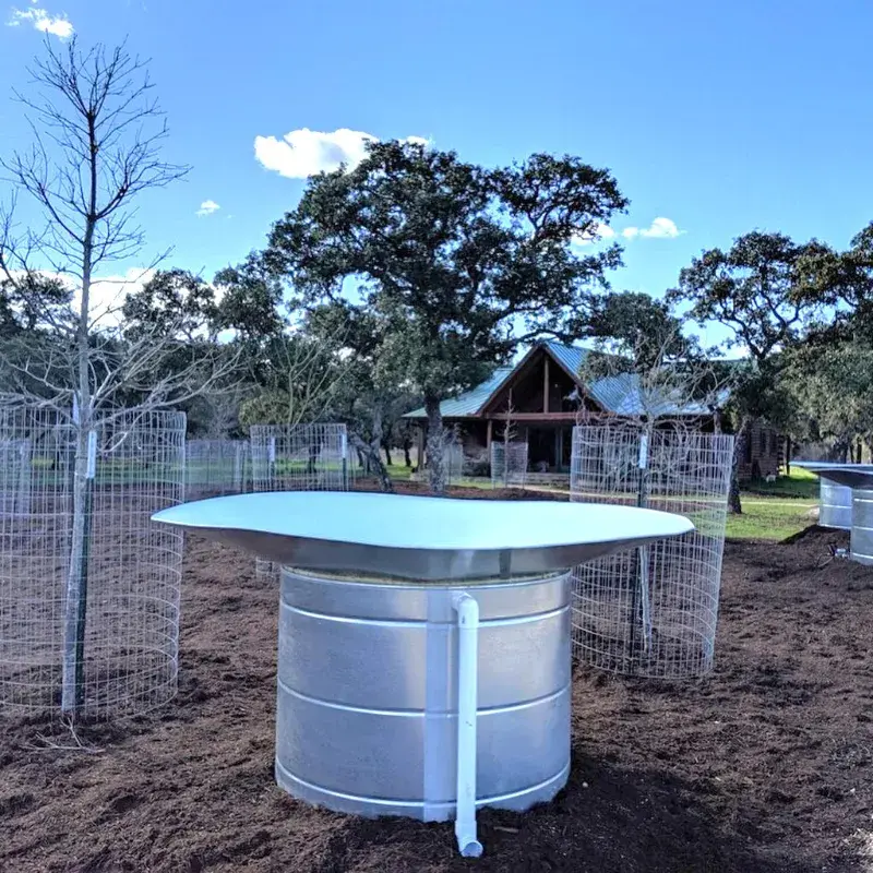 374-0614-galvanized-rainwater-tank-with-collection-basket-800x500-042026