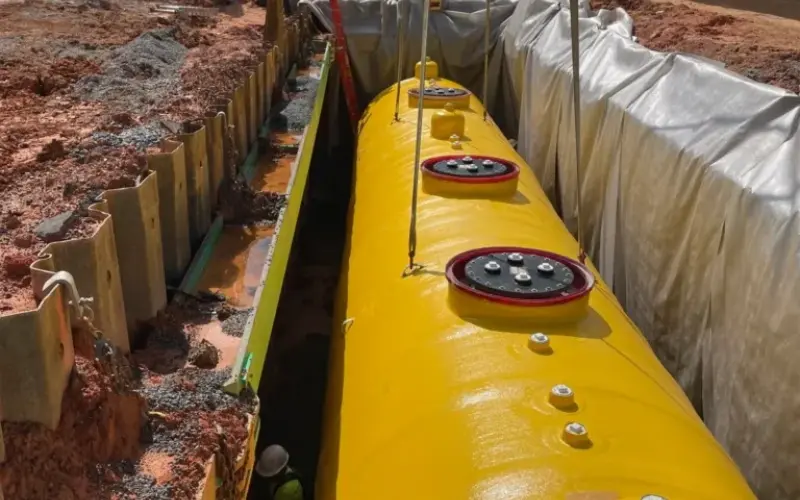 370-0634-yellow-fuel-storage-tank-being-installed-800x500-032026