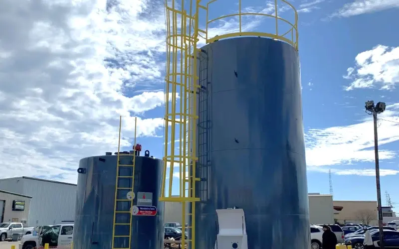 375-0642-2-green-welded-steel-tanks-800x500-112025