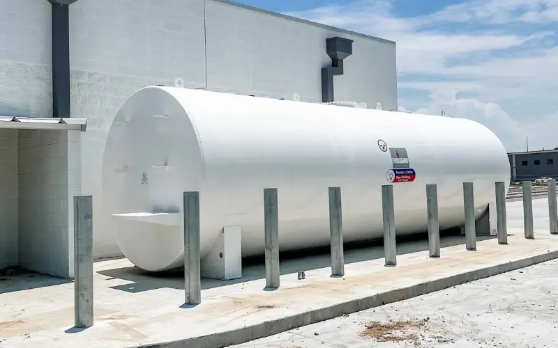 375-0642-white-fuel-tank-800x500-112025