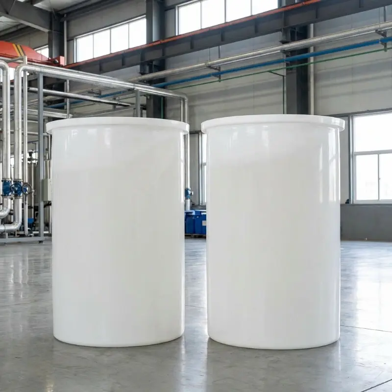 open-top-cylindrica-chemical-tank-sample-1-800x800